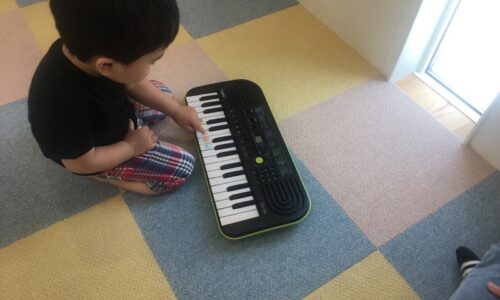 2歳からのピアノ！鍵盤導入コース！